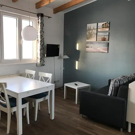 Im Hafen Pier1 Am Cospudener Bei Leipzig * マルククレーベルク