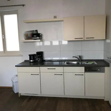 Im Hafen Pier1 Am Cospudener Bei Leipzig *