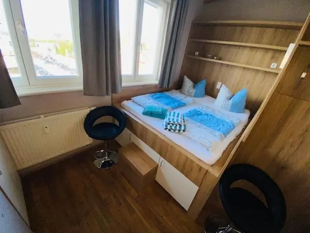 Im Hafen Pier1 Am Cospudener Bei Leipzig Apartment